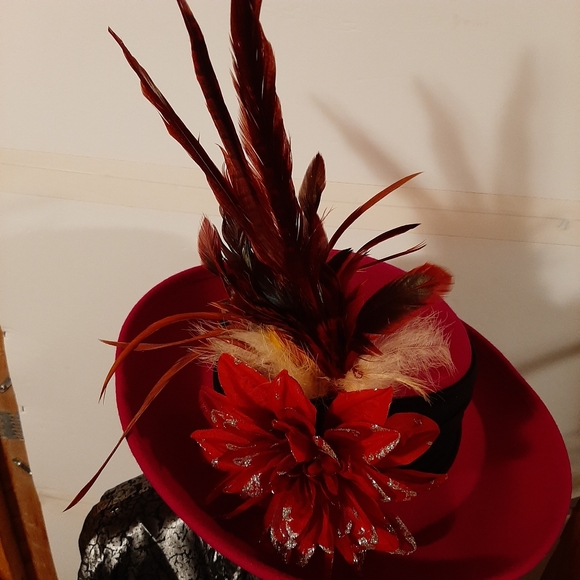 Refurbished Ladies wool hat - Picture 2 of 6